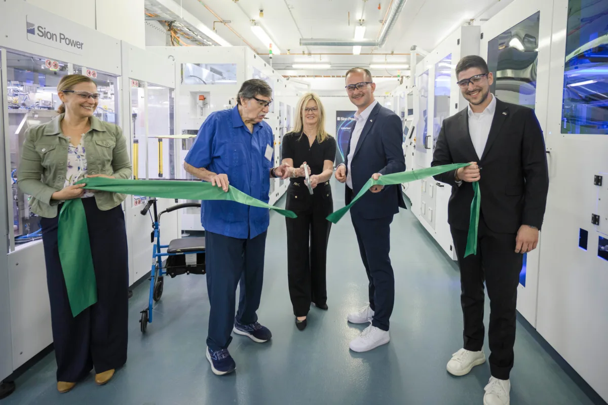 Sion Power, a leader in next-generation lithium-metal battery technology, has taken a significant step toward commercializing its Licerion® battery technology with the installation of a new large-format battery cell production line, developed in partnership with Mühlbauer Group. 